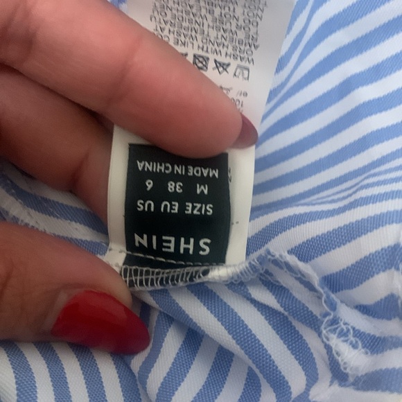 Halter top - Picture 3 of 3